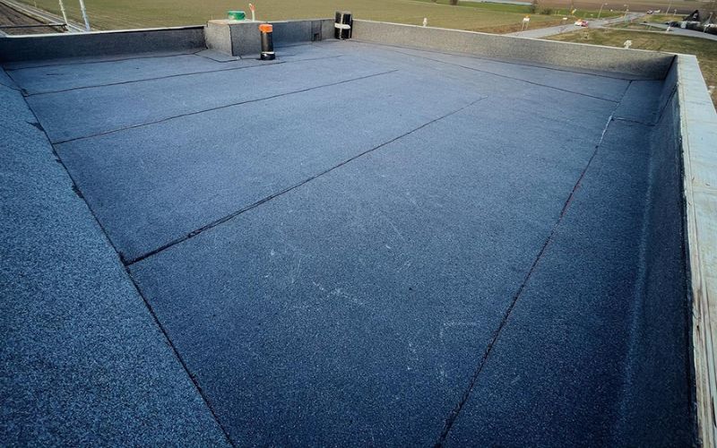 Nyläggning av sargtak & takstege på 2 planshus. Partille, Sävedalen