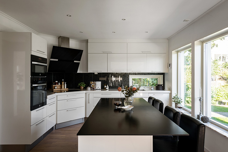 Renovera & Montera Kök